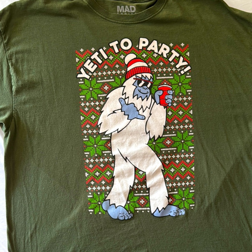 MAD Engine Green Yeti To Party T-Shirt XXL